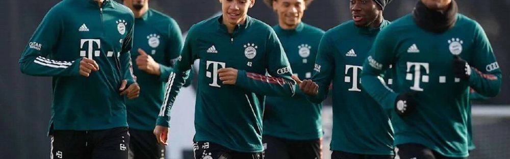  拜仁青训小将绝杀助球队险胜狼堡  