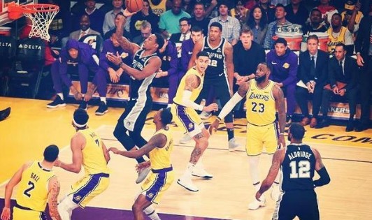  詹姆斯三双助湖人险胜马刺  