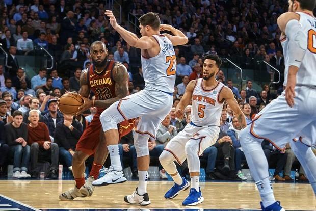  唐斯29+12，尼克斯末节逆转热火