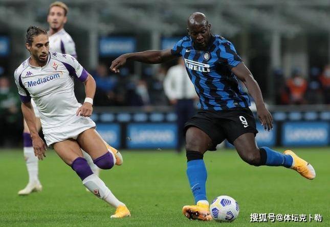 亚特兰大三中卫体系创新意甲战术新风潮 亚特兰大三中卫体系创新意甲战术新风潮